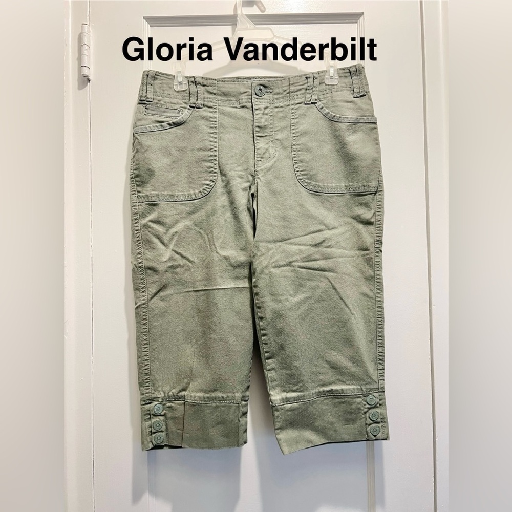 Gloria Vanderbilt Capris Size 8